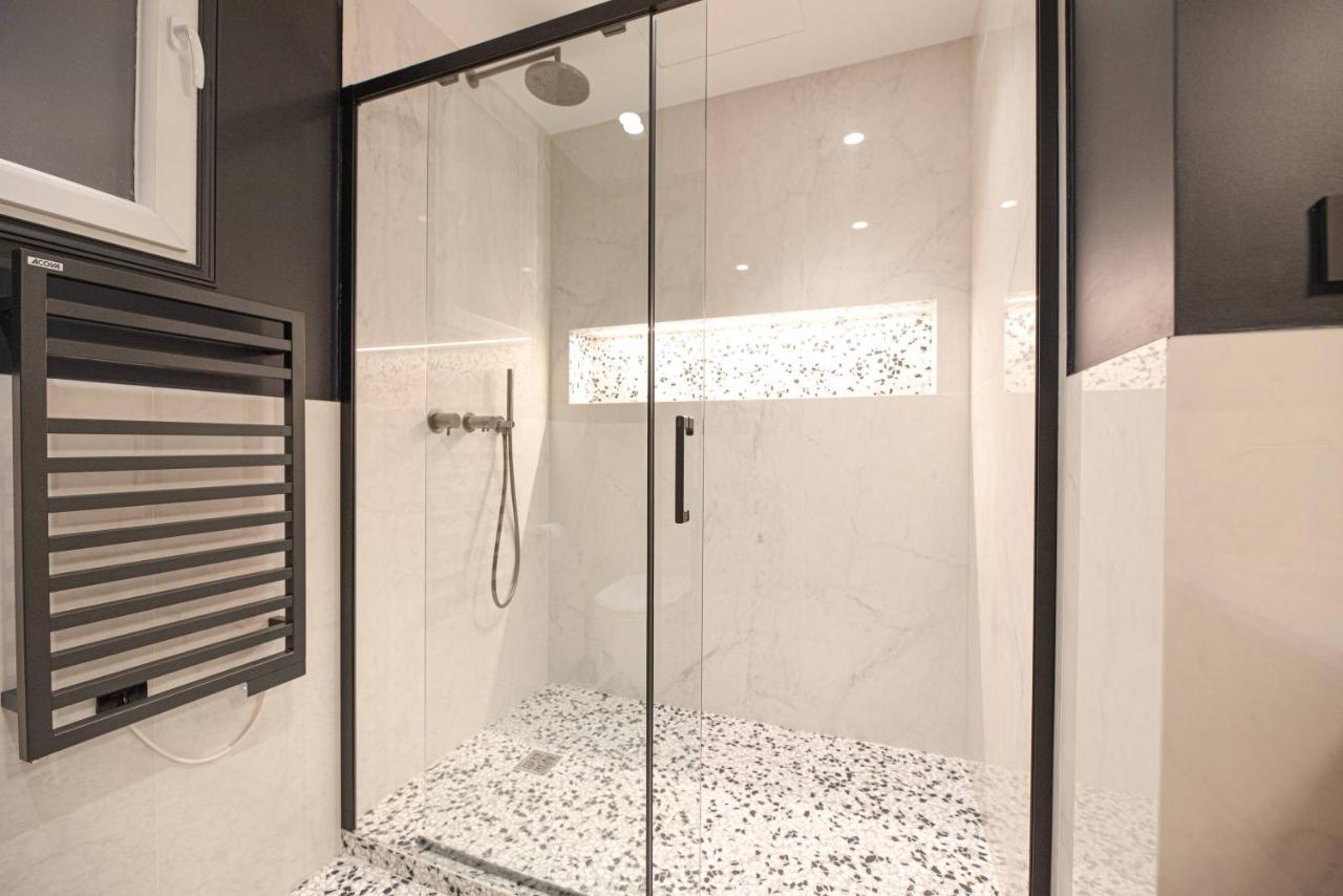 Appartamento Mbm - Luxury Center Parigi